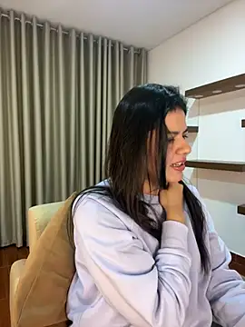 Alice Biel online show from January 30, 2025, 11:11 am