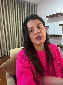 Alice Biel online show from February 25, 2025, 4:46 am