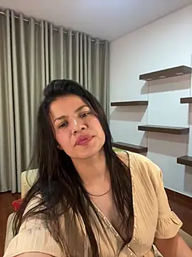 Alice Biel online show from March 21, 2025, 9:56 pm