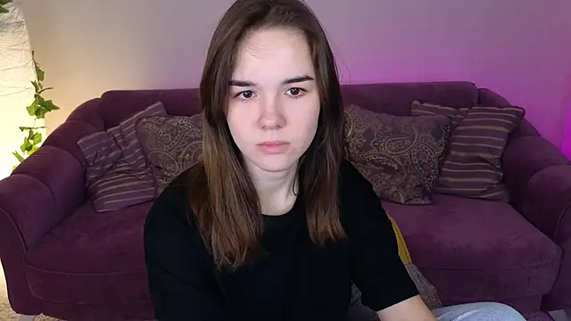 Snapshot of LindaRobertz chatting on January 18, 2025, 2:33 pm LindaRobertz online show from January 18, 2025, 2:33 pm