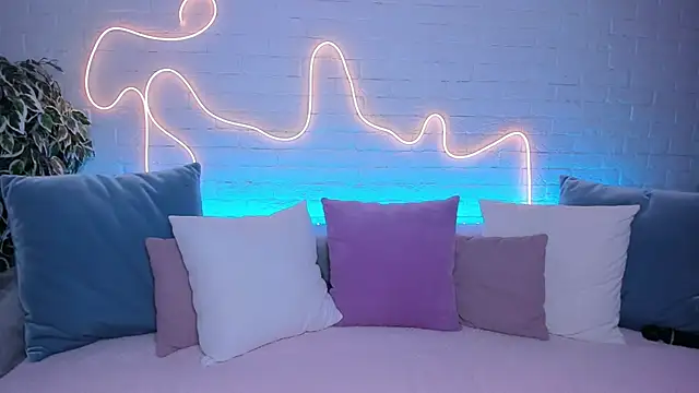 rossy babe  online show from September 30, 2025, 12:26 am