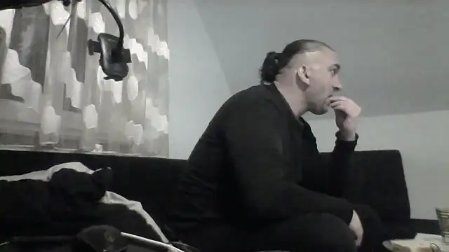 NewyorkDimi online show from November 12, 2025, 12:55 am