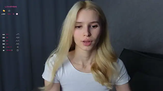 elsa limerence online show from November 9, 2025, 10:35 am