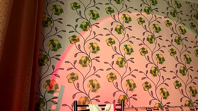 Evvie Summn1 online show from February 22, 2026, 3:54 pm