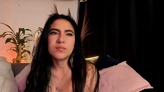 Serenity Day online show from February 11, 2026, 1:21 am