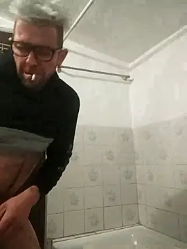 jonyfree1978 online show from February 19, 2025, 10:09 pm