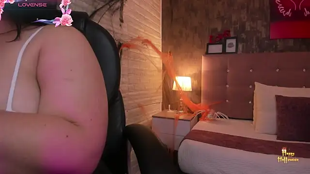 alice  tylor online show from November 6, 2025, 11:00 am