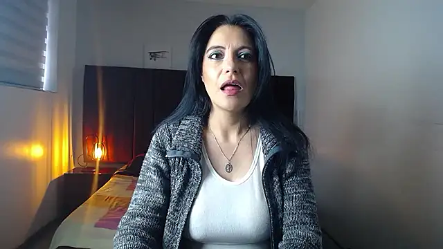Zuzana21 online show from December 7, 2024, 12:56 pm