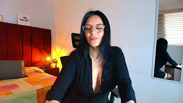 Zuzana21 online show from September 24, 2025, 12:52 pm
