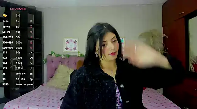Snapshot of Lia_Keen chatting on December 29, 2024, 8:26 pm Lia Keen online show from December 29, 2024, 8:26 pm