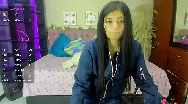 Snapshot of Lia_Keen chatting on January 7, 2025, 7:49 pm Lia Keen online show from January 7, 2025, 7:49 pm