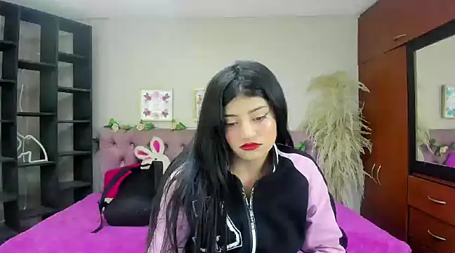 Snapshot of Lia_Keen chatting on January 11, 2025, 8:21 pm Lia Keen online show from January 11, 2025, 8:21 pm