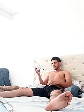 Melwil  online show from January 7, 2025, 7:06 pm