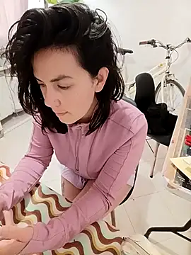 Tiramisu89 online show from February 26, 2026, 9:25 pm