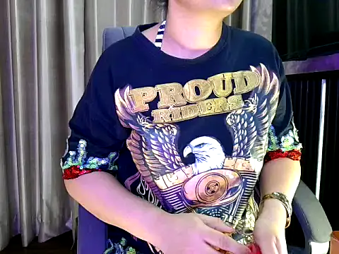 fabdemira online show from March 16, 2026, 10:14 pm