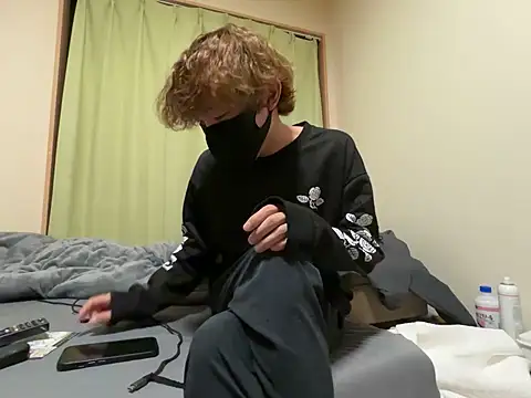 UKI06 online show from December 22, 2025, 3:20 pm