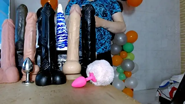 smithdara online show from October 27, 2025, 8:13 pm