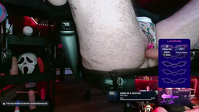 tuxedomasc 95 online show from October 4, 2025, 10:52 pm