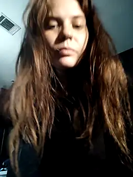 Mercedez BaBy online show from March 7, 2025, 4:22 pm