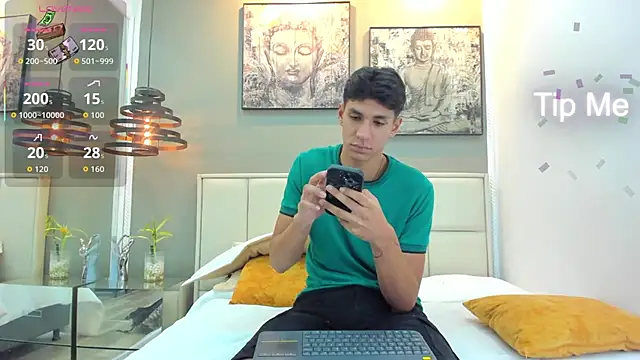 kieran derek online show from November 27, 2025, 3:19 am