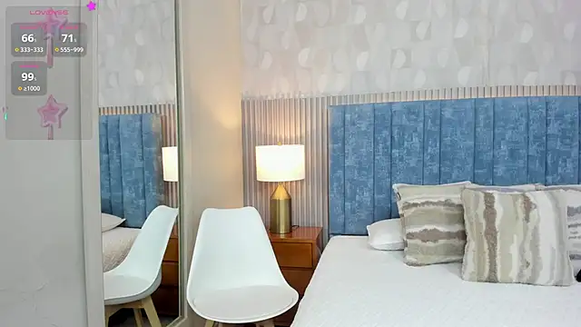 pretty sunlight  online show from December 14, 2025, 1:22 am