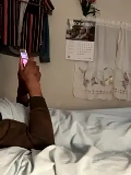 Johnras121 online show from January 7, 2026, 9:39 pm