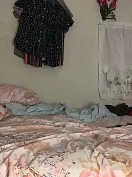 Johnras121 online show from February 13, 2026, 2:07 am