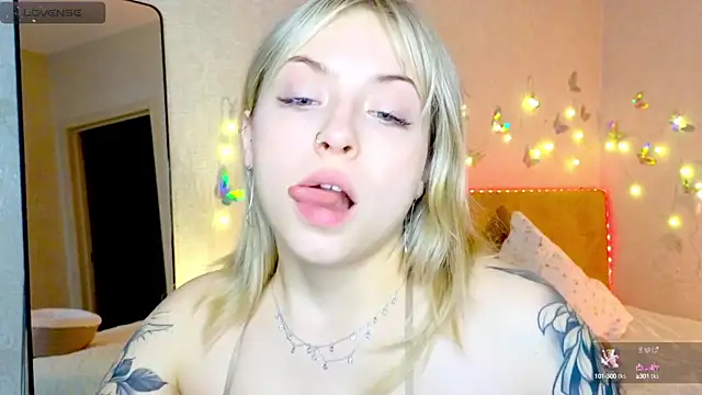 lavenderluxe online show from January 20, 2025, 2:46 pm