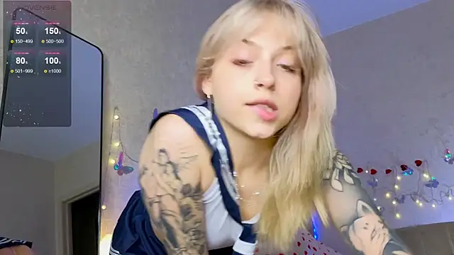 lavenderluxe online show from March 12, 2025, 6:22 pm