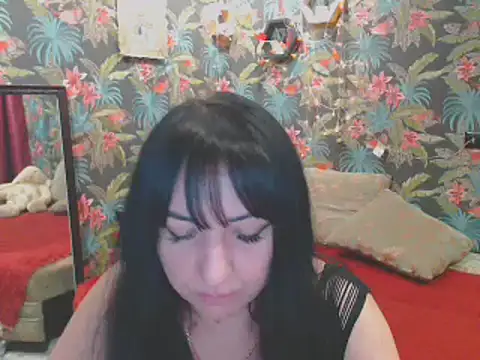 Snapshot of SusanLaNice chatting on December 7, 2024, 4:47 pm SusanLaNice online show from December 7, 2024, 4:47 pm