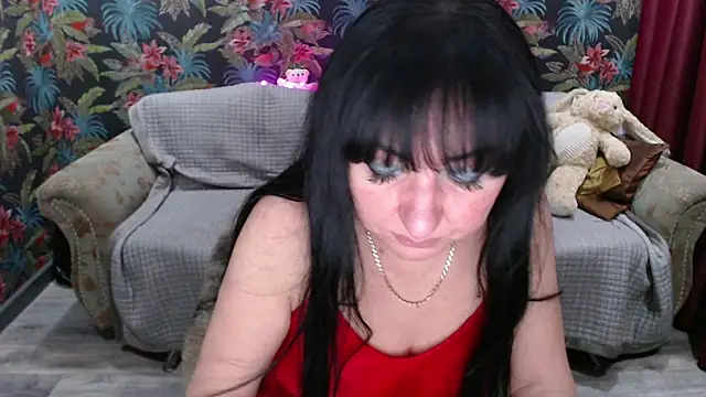 Snapshot of SusanLaNice chatting on November 28, 2025, 2:53 pm SusanLaNice online show from November 28, 2025, 2:53 pm