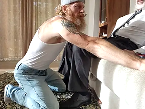 Snapshot of Gingerbeard40 chatting on November 20, 2025, 11:54 am Gingerbeard40 online show from November 20, 2025, 11:54 am