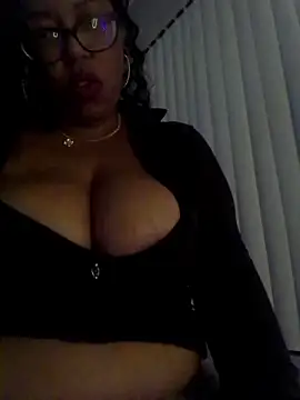 KittyKayla online show from October 19, 2025, 8:04 am