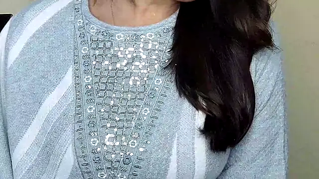 MIss-Naina online show from December 22, 2025, 9:17 am