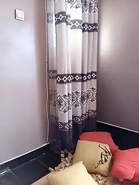 JasminePrice online show from March 21, 2025, 7:55 am