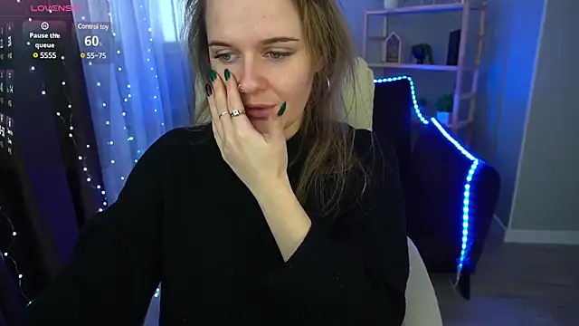 MaribelRiverr  online show from January 17, 2025, 9:39 am