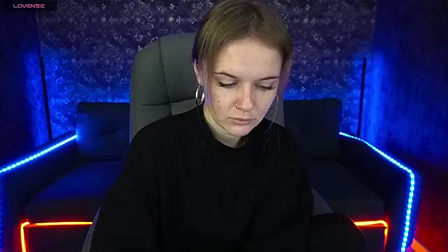 MaribelRiverr  online show from January 27, 2025, 6:19 am