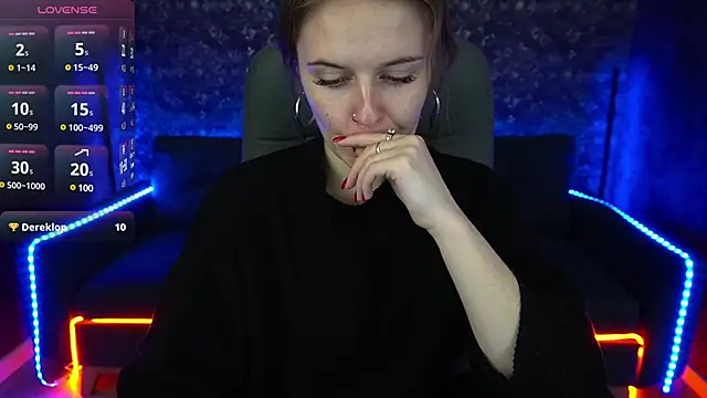 MaribelRiverr  online show from January 27, 2025, 9:55 am