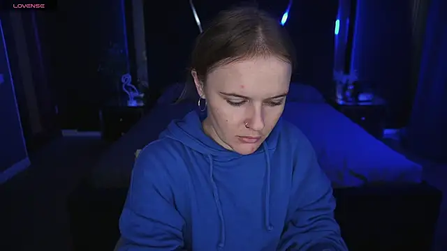 MaribelRiverr  online show from September 29, 2025, 5:45 am