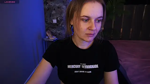 MaribelRiverr  online show from November 8, 2025, 7:19 am