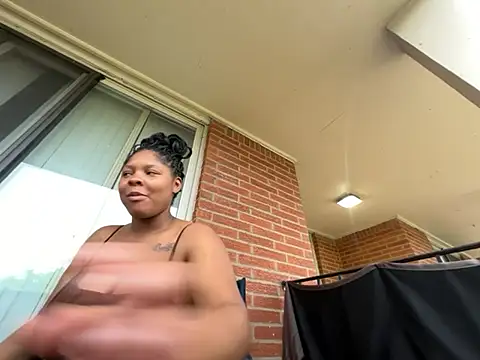 exotic  couple online show from June 5, 2026, 9:42 pm