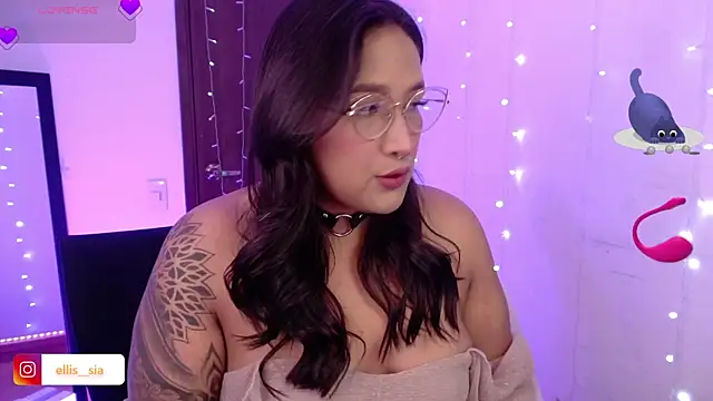 Lissa1   online show from January 15, 2026, 2:49 am