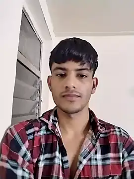 kingkartik7 online show from February 3, 2025, 9:07 pm