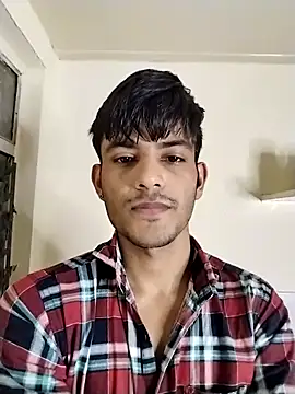 kingkartik7 online show from February 17, 2025, 7:10 pm