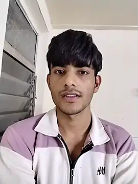 kingkartik7 online show from March 3, 2025, 6:44 pm