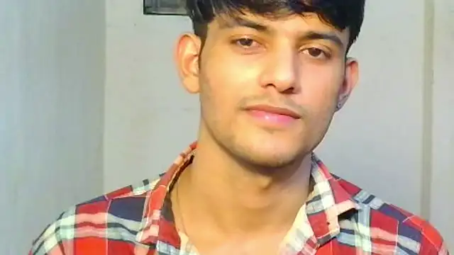 kingkartik7 online show from December 17, 2025, 1:17 pm