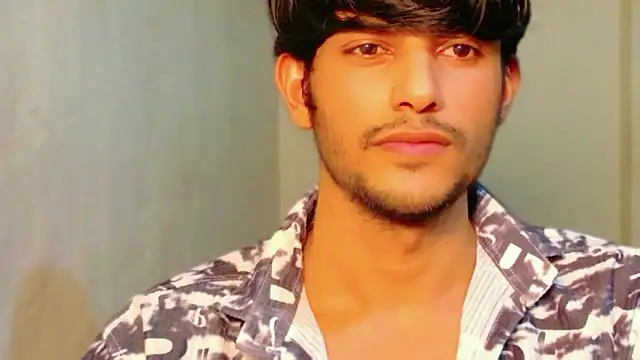 Snapshot of kingkartik7 chatting on March 12, 2026, 5:30 pm kingkartik7 online show from March 12, 2026, 5:30 pm