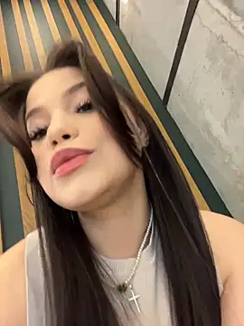 Chloe  Moon online show from November 20, 2025, 3:34 pm