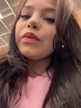 Snapshot of Chloe__Moon chatting on January 19, 2026, 2:10 pm Chloe Moon online show from January 19, 2026, 2:10 pm