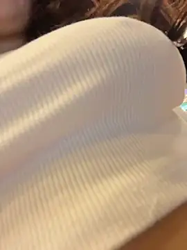 Snapshot of Chloe__Moon chatting on February 26, 2026, 3:22 pm Chloe Moon online show from February 26, 2026, 3:22 pm